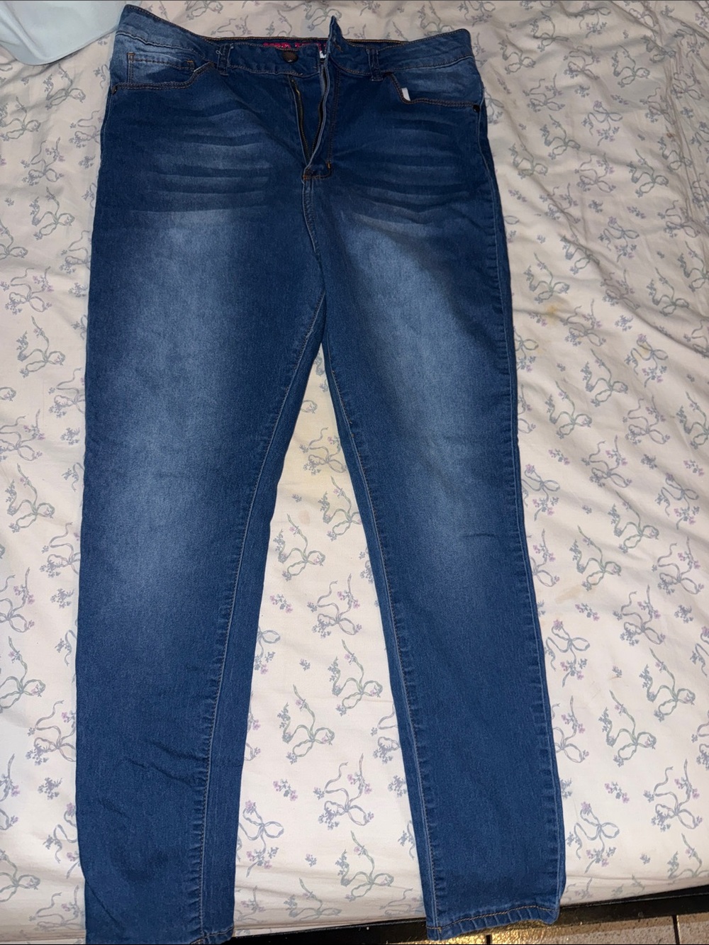 VIP Women's Indigo Stretch Skinny Jeans